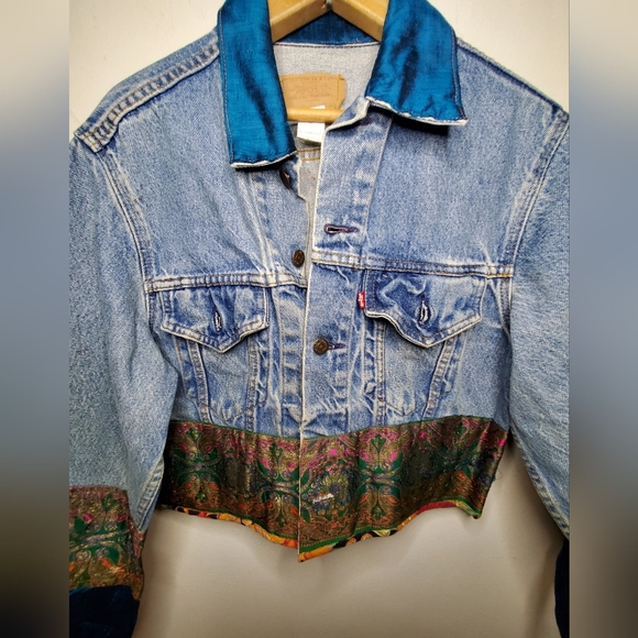 Levi Strauss Vintage Tantrums Women's Jean Jacket - Picture 2 of 6